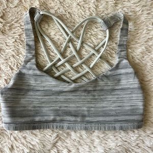 Lululemon Free To Be Wild Sports Bra size 2